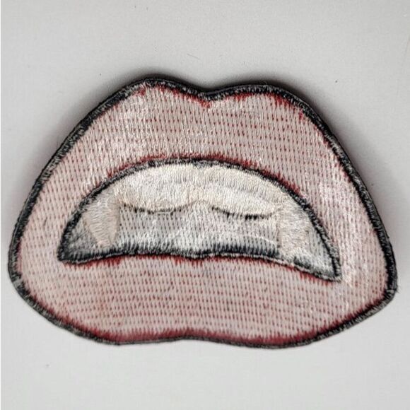 Vampire Lips Applique Iron On 3in by 2in - Picture 2 of 2